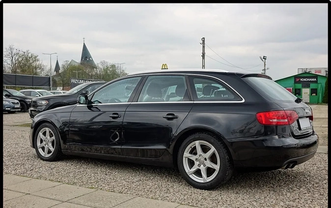 Audi A4 cena 31999 przebieg: 230414, rok produkcji 2011 z Złocieniec małe 211